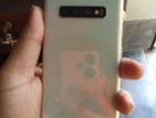 Samsung Galaxy S10 Plus . (Used)