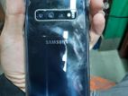 Samsung Galaxy S10 . (Used)