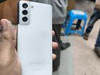 Samsung Galaxy S21 . (Used)