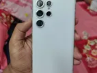 Samsung Galaxy S22 Ultra . (Used)