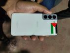 Samsung Galaxy S22 . (Used)