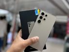 Samsung Galaxy S24 Ultra BD Official (Used)