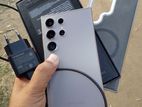 Samsung Galaxy S24 Ultra . (Used)