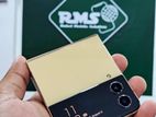 Samsung Galaxy Z Flip 4 8/512GB Waterproof (Used)