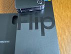 Samsung Galaxy Z Flip 4 / (Used)