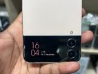 Samsung Galaxy Z Flip 4 (Used)
