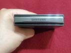 Samsung Galaxy Z Flip 4 . (Used)