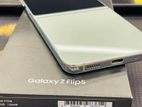 Samsung Galaxy Z Flip 5 8/256 GB (Used)