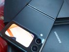 Samsung Galaxy Z Flip3 5G (Used)
