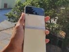 Samsung Galaxy Z Flip3 (Used)