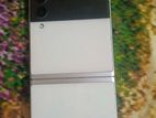 Samsung Galaxy Z Flip3 (Used)