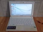 Samsung Laptop, 2GB RAM, 320GB Hard Disk