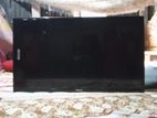 Samsung LED 42"inc smart TV