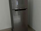 Samsung RT27 Refrigerator