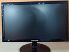 Samsung S19A300B 18.5" LED Monitor.