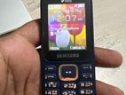 Samsung button phone (Used)