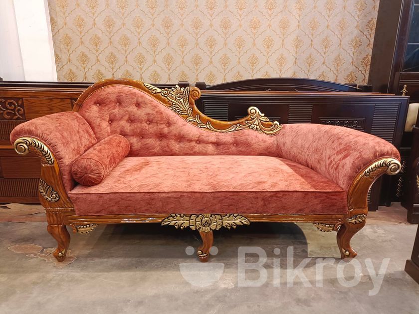SEGUN WOOD DIVAN LACQUARE FURNITURE. in Mirpur Bikroy