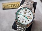 SEIKO 5 Automatic with Lume points JAPAN