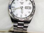 Seiko 5 White Dial with Fixed Bezel Automatic 7S26 Movement Japan Made