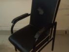 Sell official chair urgently