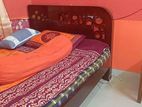 Semi Double Bed toshok shoho