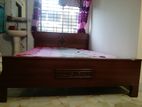 Semi Double Lekar Bed