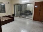 semi furnish 4 Bed room apt rent in Gulshan 2