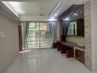 Semi Furnished Luxurious Apartment Rent in Gulshan