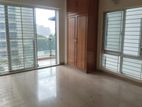 SEMI NEW 4 BED FLAT FOR RENT IN GULSHAN 2