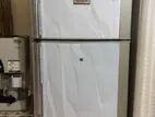 Sharp Fridge 60/26 Inch