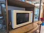 Sharp Microwave Oven up For Sale