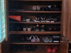 Shoe cabinet