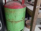 সিলিন্ডার বোতল গ্যাস সহ