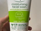 Simple moisturising facial wash