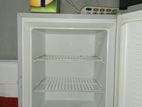 Frige for sell