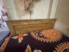 সিংগেল খাট বিক্রি হবে বেডসহ