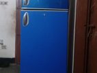 Frige for sell