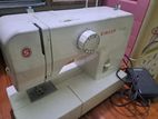 Singer electric sewing machine 1412