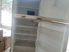 Singer for sell