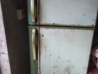 Singer Fridge for sell