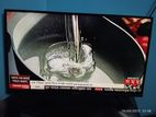 Singer LED TV