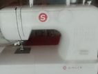 singer sewing machine SM 024