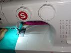singer sm024 sewing machine (used)