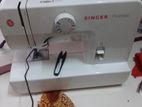 সিঙ্গার সেলাই মেশিন বিক্রি করা হবে