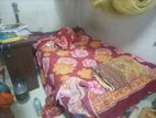 সিঙ্গেল একজনার জন্য ৪পিস খাট আছে