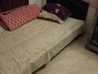 Single bed with toshok