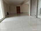 single floor corner building 3bedroom apartment