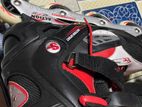 Skate shoes