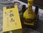 ✨ সংগ্রহযোগ্য চাইনিজ ডেকোরেটিভ বোতল (Baijiu Erguotou, 52%) – খালি