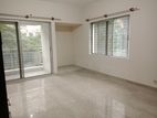 so good looking 4 Bed room apt available at gulshan 2